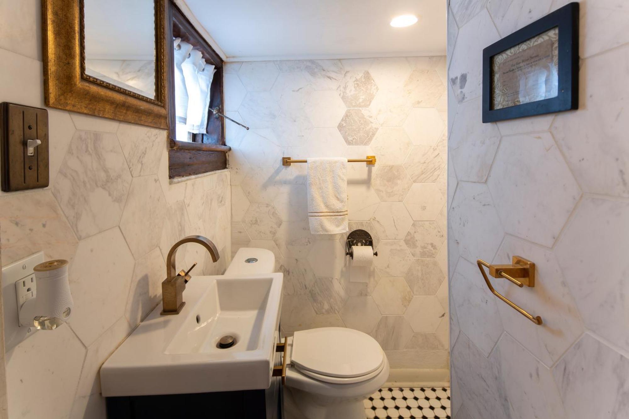 5 Bedroom Downtown Savannah Ga Экстерьер фото
